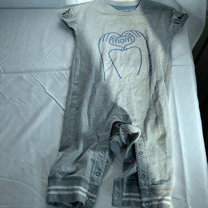 Cat & Jack Short Sleeve Long Pants Onesie Bodysuit